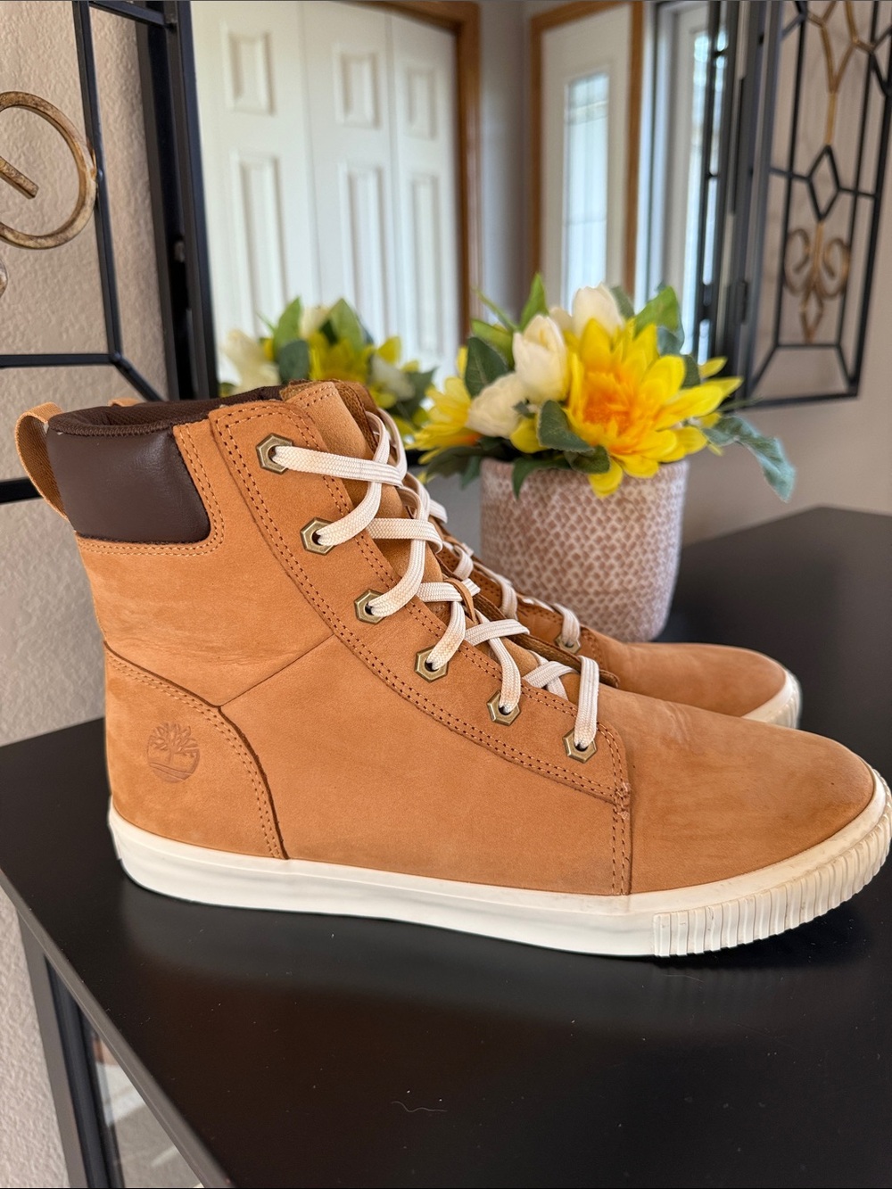 WOMEN'S TIMBERLAND SNEAKER BOOTS